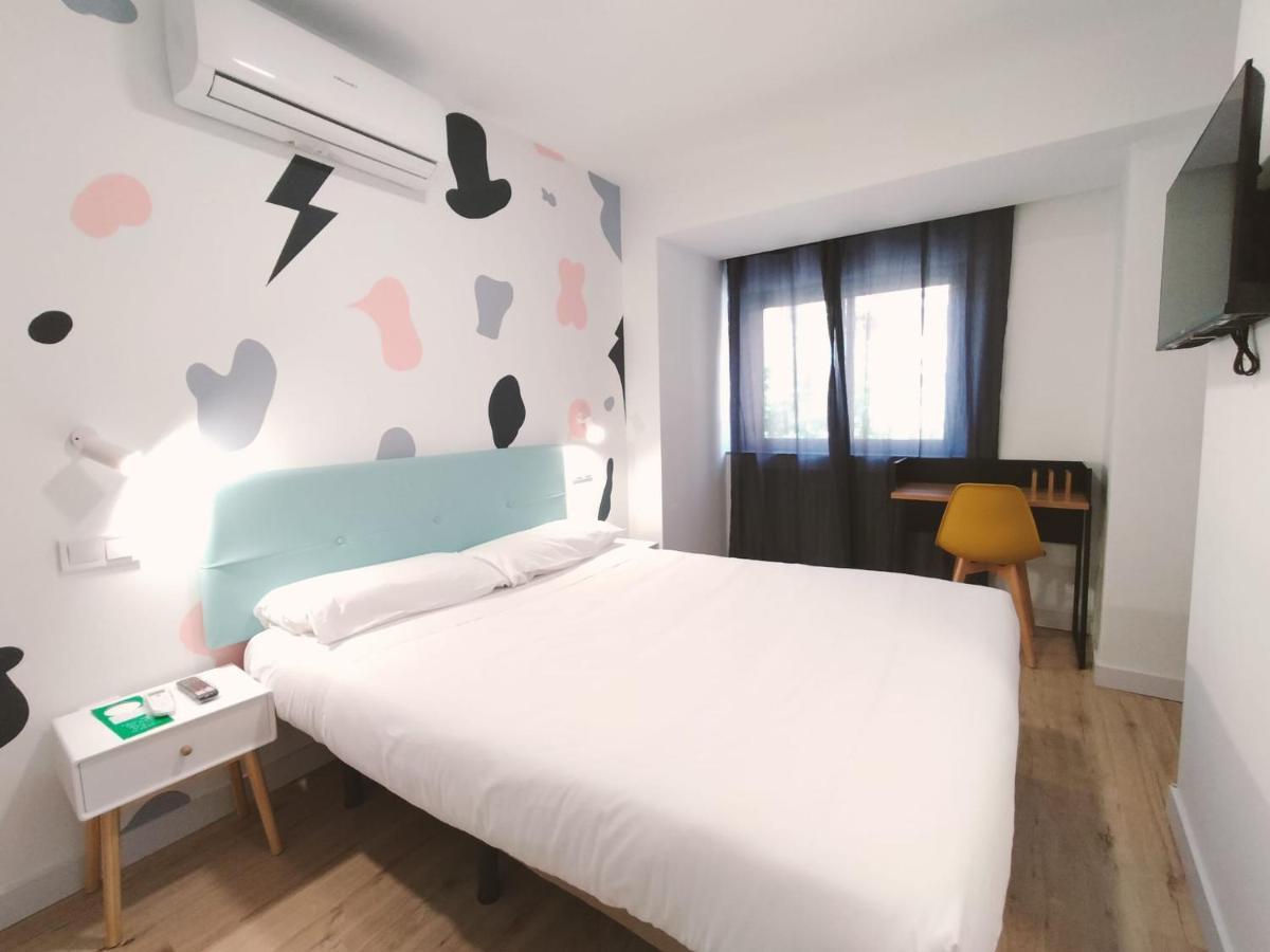 Hostal Carmen By Gaiarooms Salamanca Luaran gambar