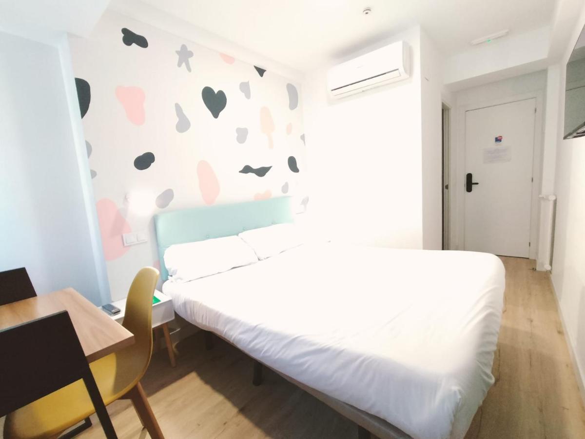 Hostal Carmen By Gaiarooms Salamanca Luaran gambar